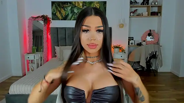 Fancy Jenn online show from 10-30-25, 08:09