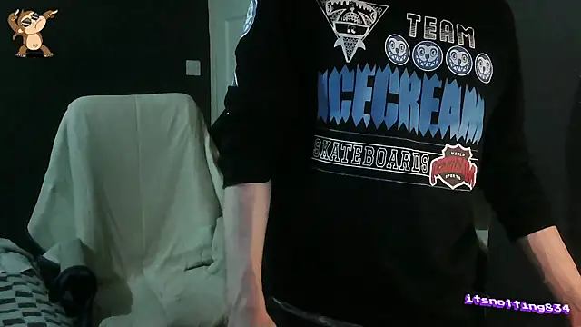 Snapshot of Itsnotting834 chatting on 02-21-25, 08:27 Itsnotting834 online show from 02-21-25, 08:27