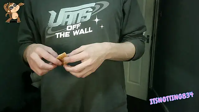 Snapshot of Itsnotting834 chatting on 09-30-25, 06:46 Itsnotting834 online show from 09-30-25, 06:46