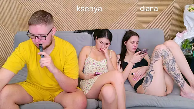 Ksenny online show from 03-16-26, 05:44