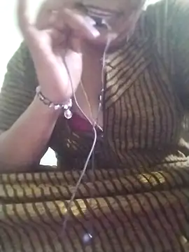 Tamilpriya46 online show from 03-21-25, 05:56