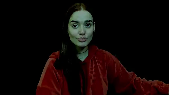 Snapshot of SophieCharm chatting on 12-22-24, 10:38 SophieCharm online show from 12-22-24, 10:38