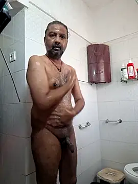 Snapshot of Exhibitionist1508 chatting on 11-11-25, 04:45 Exhibitionist1508 online show from 11-11-25, 04:45