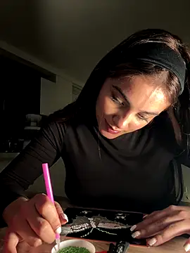 Snapshot of xia_foxxy chatting on 10-06-25, 02:42 xia foxxy online show from 10-06-25, 02:42