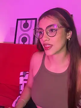 Snapshot of xia_foxxy chatting on 11-13-25, 02:54 xia foxxy online show from 11-13-25, 02:54