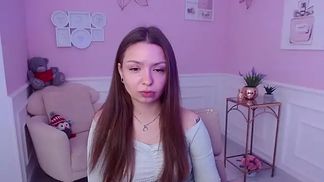 LucySkilar online show from 01-21-25, 10:52