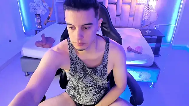 Snapshot of Maximo__ chatting on 11-02-25, 09:17 Maximo online show from 11-02-25, 09:17