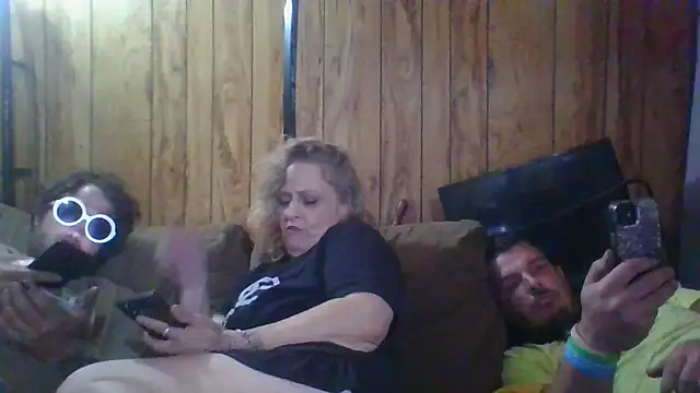 Snapshot of stormynight1 chatting on 03-11-26, 10:32 stormynight1 online show from 03-11-26, 10:32