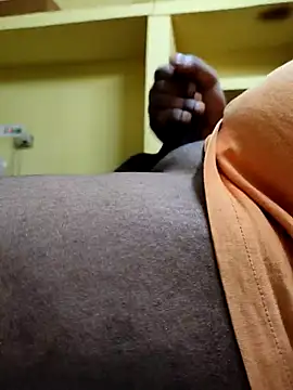 Snapshot of Brown_Munda047 chatting on 10-03-25, 06:27 Brown Munda047 online show from 10-03-25, 06:27