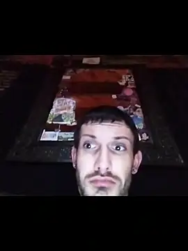 Snapshot of Rickeyslatter chatting on 12-17-25, 12:44 Rickeyslatter online show from 12-17-25, 12:44