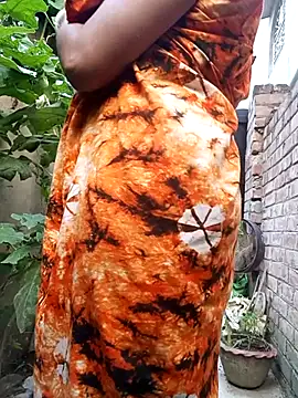 Snapshot of Sexy_rosyyyy chatting on 10-28-25, 10:30 Sexy rosyyyy online show from 10-28-25, 10:30