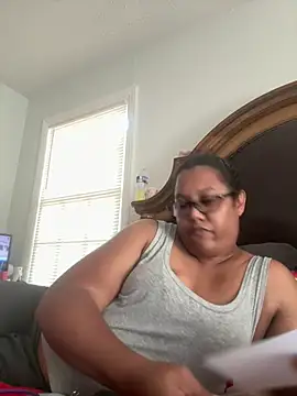 ebonyred online show from 06-10-26, 07:02