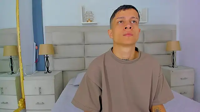 AgarEvans online show from 11-29-25, 04:04