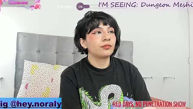 Snapshot of hey_noraly chatting on 01-06-25, 04:23 hey noraly online show from 01-06-25, 04:23