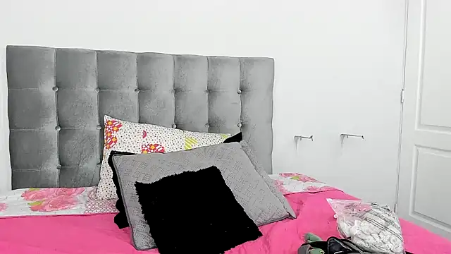 Snapshot of hey_noraly chatting on 02-01-25, 07:36 hey noraly online show from 02-01-25, 07:36