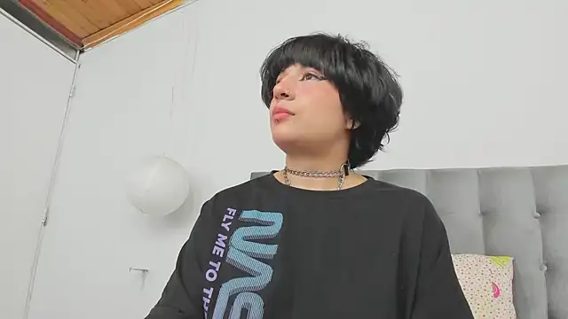 Snapshot of hey_noraly chatting on 02-10-25, 07:47 hey noraly online show from 02-10-25, 07:47