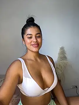 Snapshot of MelissaWaltton chatting on 01-09-25, 07:29 MelissaWaltton online show from 01-09-25, 07:29