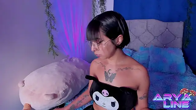 arysUwU online show from 03-21-25, 05:32