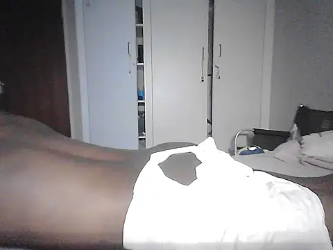 Snapshot of leebag1 chatting on 01-17-26, 09:29 leebag1 online show from 01-17-26, 09:29