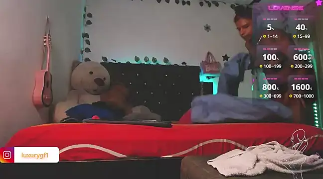 Snapshot of Pocahontaslovex chatting on 12-20-24, 12:05 Pocahontaslovex online show from 12-20-24, 12:05