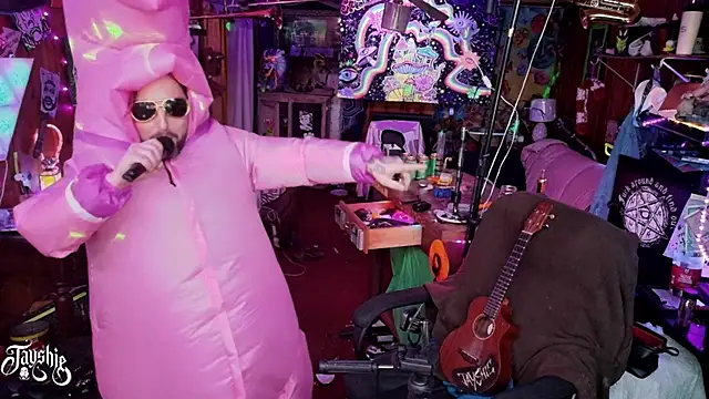 Snapshot of tayshie chatting on 03-02-26, 08:04 tayshie online show from 03-02-26, 08:04