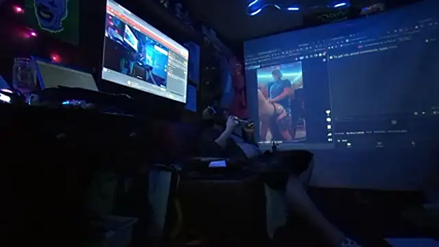 Snapshot of tayshie chatting on 03-10-26, 10:37 tayshie online show from 03-10-26, 10:37