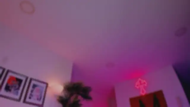 Snapshot of Taylor__foxxx chatting on 02-14-26, 05:37 Taylor foxxx online show from 02-14-26, 05:37