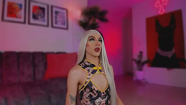 Snapshot of Taylor__foxxx chatting on 02-24-26, 05:27 Taylor foxxx online show from 02-24-26, 05:27