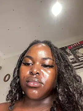 Honeycoco0211 online show from 03-02-25, 06:05