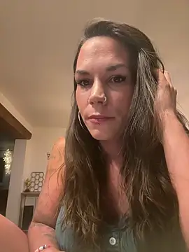 Lady Knaller online show from 06-10-26, 07:24