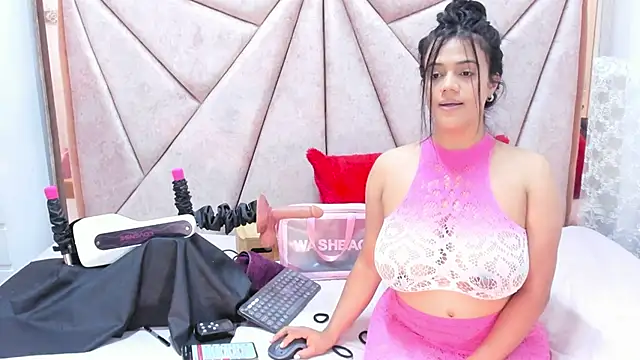 Deisy Torres online show from 12-25-24, 09:54