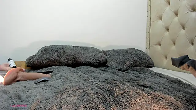 Deisy Torres online show from 11-27-25, 02:52