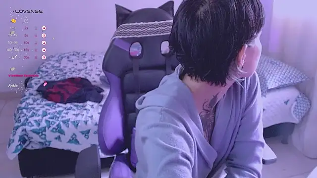 Snapshot of _Apola_77 chatting on 12-04-24, 08:18 Apola 77 online show from 12-04-24, 08:18