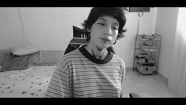 Snapshot of _Apola_77 chatting on 02-23-25, 06:34 Apola 77 online show from 02-23-25, 06:34