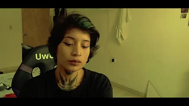 Snapshot of _Apola_77 chatting on 03-11-25, 07:36 Apola 77 online show from 03-11-25, 07:36