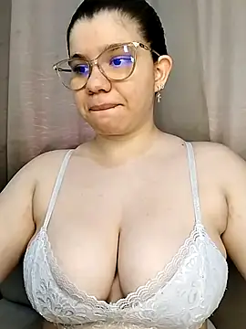 Snapshot of Danzel1105 chatting on 10-22-25, 02:50 Danzel1105 online show from 10-22-25, 02:50