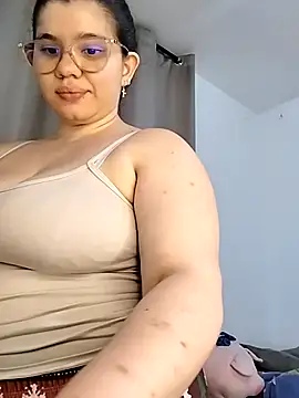 Snapshot of Danzel1105 chatting on 10-23-25, 02:55 Danzel1105 online show from 10-23-25, 02:55