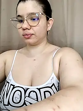 Snapshot of Danzel1105 chatting on 11-07-25, 06:52 Danzel1105 online show from 11-07-25, 06:52