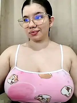 Snapshot of Danzel1105 chatting on 01-06-26, 11:36 Danzel1105 online show from 01-06-26, 11:36