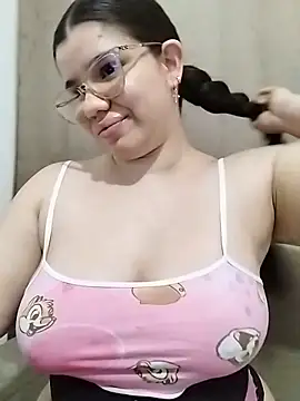 Snapshot of Danzel1105 chatting on 01-07-26, 12:02 Danzel1105 online show from 01-07-26, 12:02