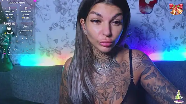 Snapshot of tattooedBabyy chatting on 12-16-24, 10:29 tattooedBabyy online show from 12-16-24, 10:29