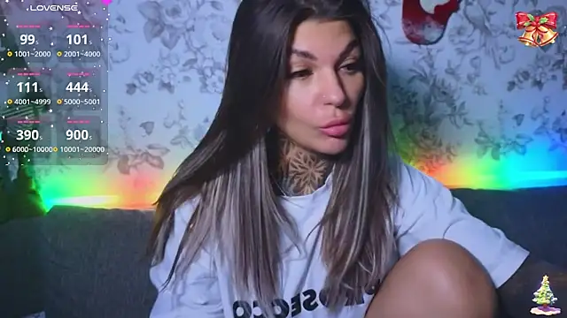 Snapshot of tattooedBabyy chatting on 12-17-24, 01:16 tattooedBabyy online show from 12-17-24, 01:16