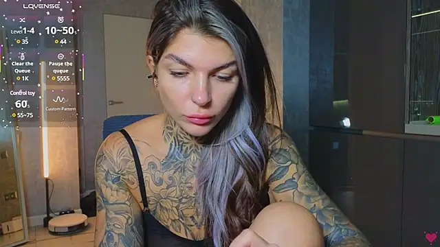 Snapshot of tattooedBabyy chatting on 03-04-25, 12:55 tattooedBabyy online show from 03-04-25, 12:55
