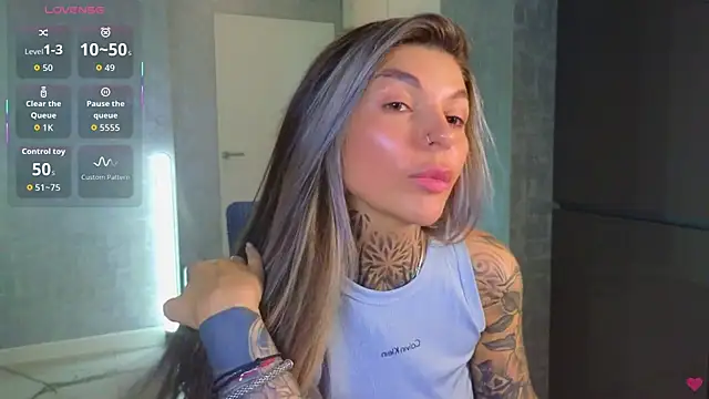 Snapshot of tattooedBabyy chatting on 09-21-25, 08:16 tattooedBabyy online show from 09-21-25, 08:16