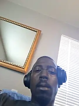 chocolatemeatstick25 online show from 07-18-26, 04:11
