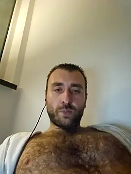 Snapshot of TIGERRR86 chatting on 09-20-25, 10:11 TIGERRR86 online show from 09-20-25, 10:11