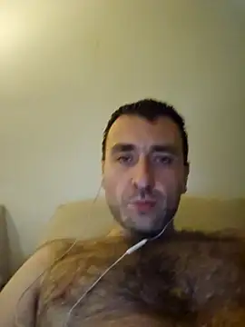 Snapshot of TIGERRR86 chatting on 10-24-25, 11:34 TIGERRR86 online show from 10-24-25, 11:34