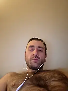 Snapshot of TIGERRR86 chatting on 02-06-26, 11:41 TIGERRR86 online show from 02-06-26, 11:41