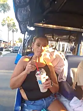 Snapshot of Dixiefaye_Pika chatting on 11-20-25, 09:36 Dixiefaye Pika online show from 11-20-25, 09:36