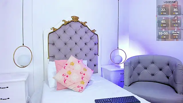 Valerith Vega  online show from 04-15-26, 12:01